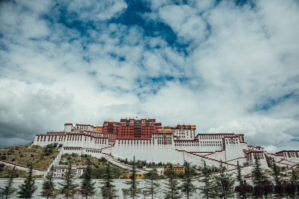 Potala Palace in Tibet Print